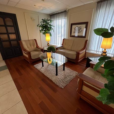 Astra Hotel Klaipėda Buitenkant foto