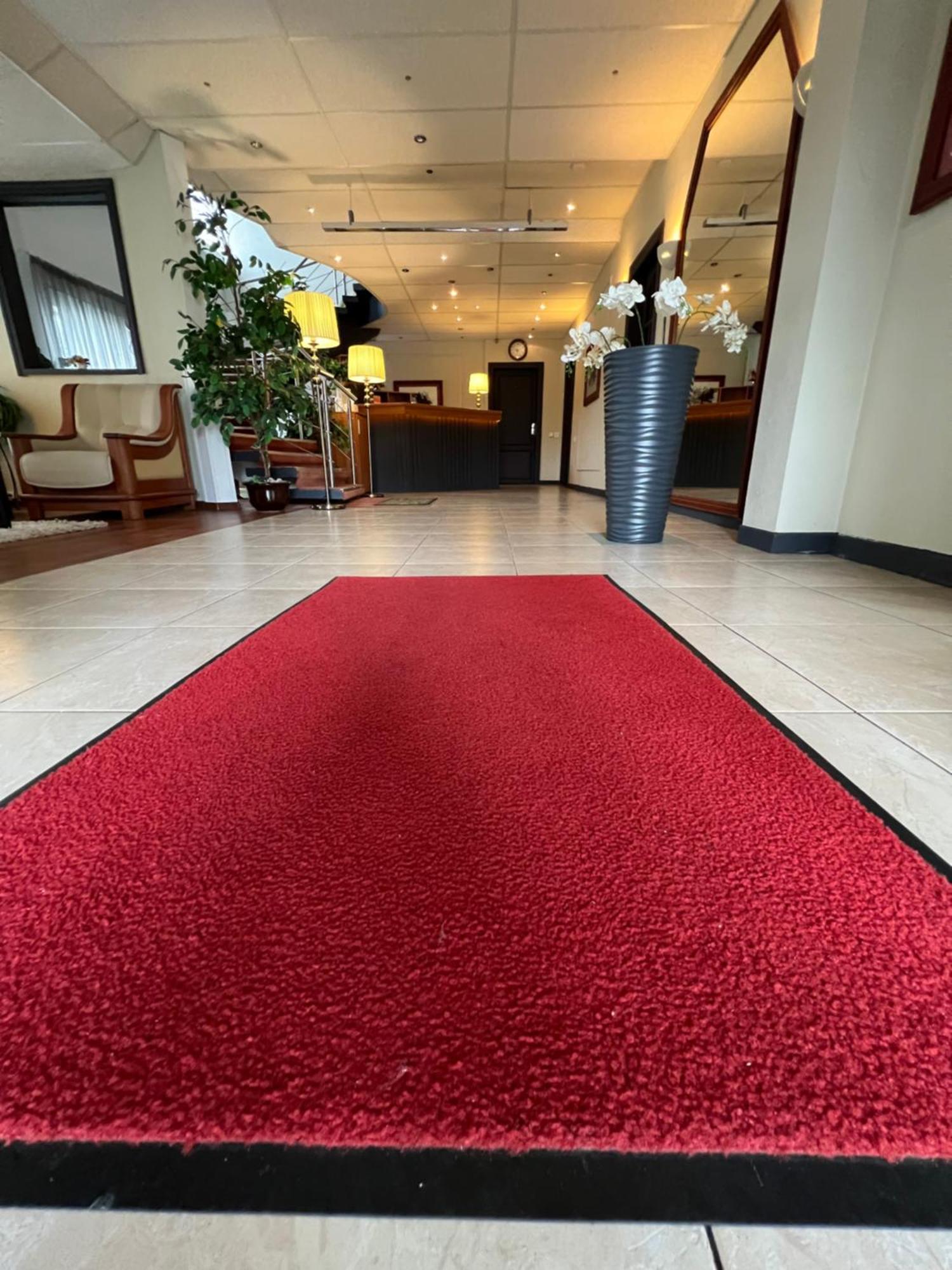 Astra Hotel Klaipėda Buitenkant foto